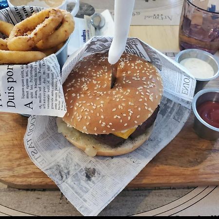 Haţeg Artmotel & Bistro מראה חיצוני תמונה