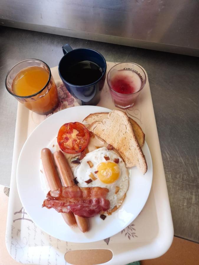 Haţeg Artmotel & Bistro מראה חיצוני תמונה