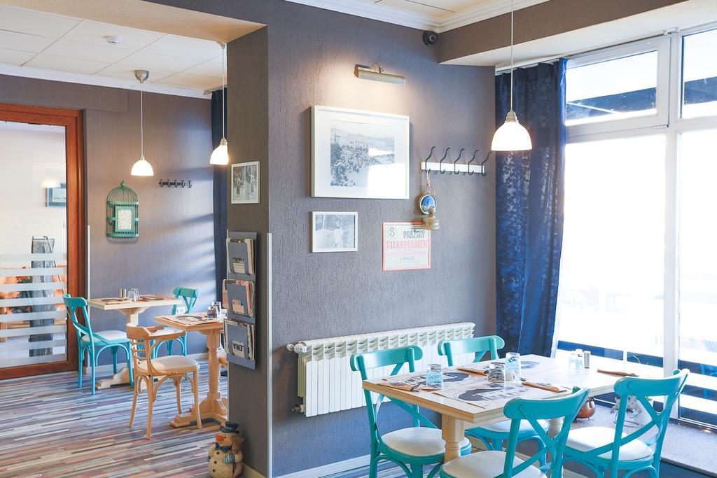 Haţeg Artmotel & Bistro מראה חיצוני תמונה