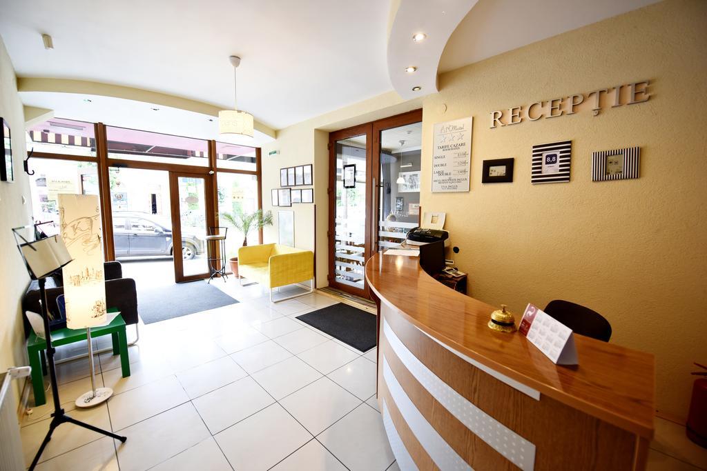 Haţeg Artmotel & Bistro מראה חיצוני תמונה